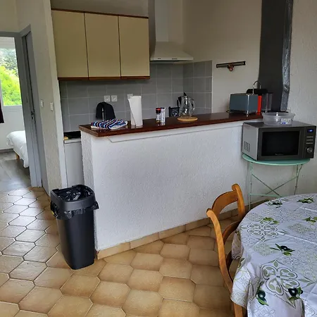Dell Apartment *